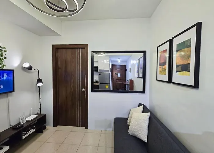 Citispace 1br Condotel At Ridgewood Towers Near Bgc Airport #rw02a Manila