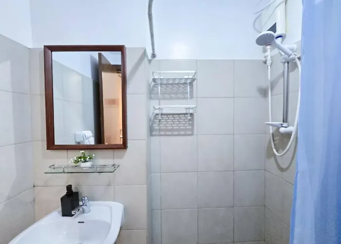 Citispace 1br Condotel At Ridgewood Towers Near Bgc Airport #rw02a *