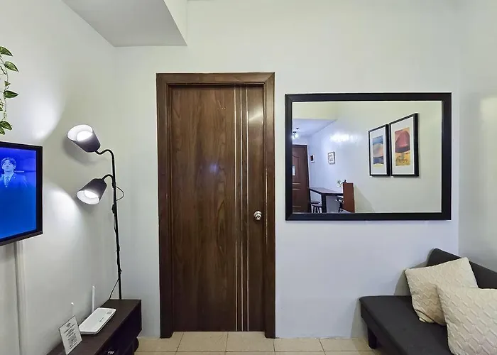 Citispace 1br Condotel At Ridgewood Towers Near Bgc Airport #rw02a * Manila