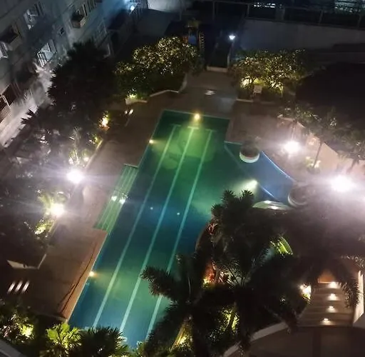 Citispace 1br Condotel At Ridgewood Towers Near Bgc Airport #rw02a
