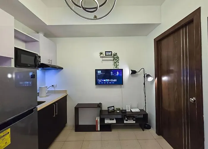 Citispace 1br Condotel At Ridgewood Towers Near Bgc Airport #rw02a * Manila